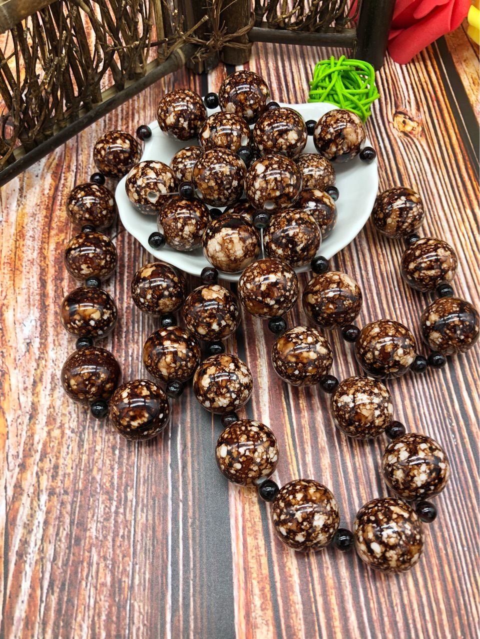 diy jewelry accessories, high-end acrylic imitation natural stone flower beads, imitation rust, imitation stone, imitation leopard print craftsmanship beads Specification image