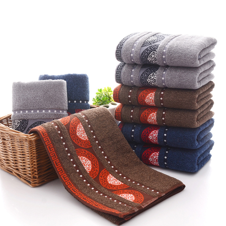 Processing Custom Adult Towel Ab Yarn Cotton Fan Leaf Face Towel Thickened 110G Household Face Towel Wholesale Application Scenario