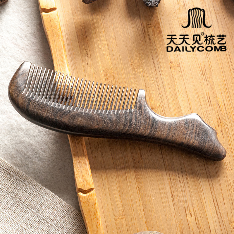 Every Day See Wood Comb Long Handle Wood Comb Sink Noble Treasure Wood Gift Comb Logo Trademark Lettering Carved Wood Comb