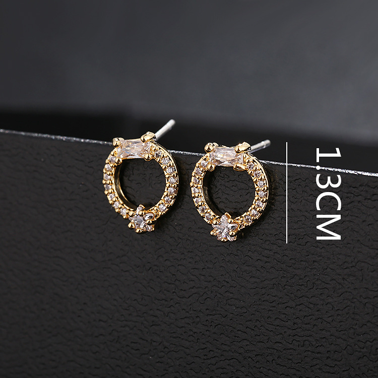 Japanese And Korean Style New Fashion S925 Sterling Silver Earrings Female Diamond Circle Anti-Allergy Trend Earrings Diamond Silver Earrings Application Scenario