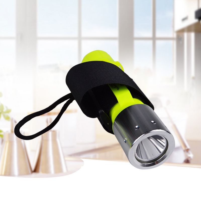 LED潜水手电筒水下专用防水远射强光手电户外专用