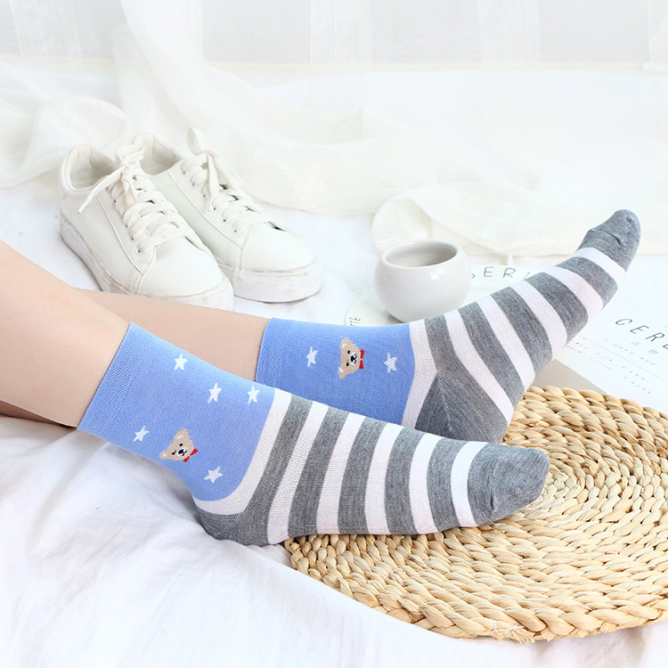 New autumn and winter women's socks, Japanese-style candy-colored mid-calf women's cotton socks, directly approved by the Northeast women's socks manufacturer Item Picture