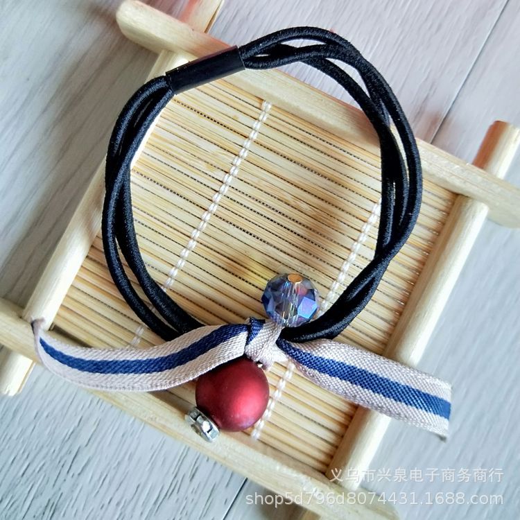 Wholesale of Korean version popular hair accessories such as rubber bands, ribbons, hair ties, colorful beads, skin, and one-yuan accessories at the one-yuan store Application Scenario