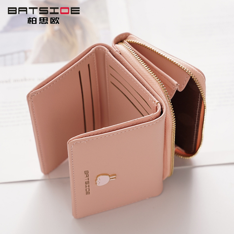 女士钱包实物图