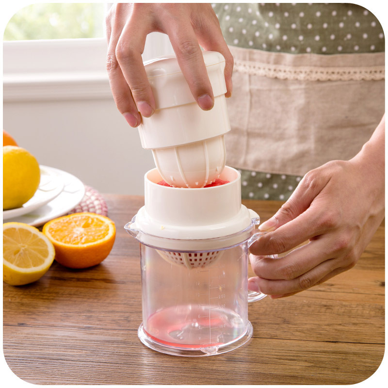 Manual juicer Plastic juicer Fruit juicer Multi-purpose Manual juicer can print LOGO details Picture