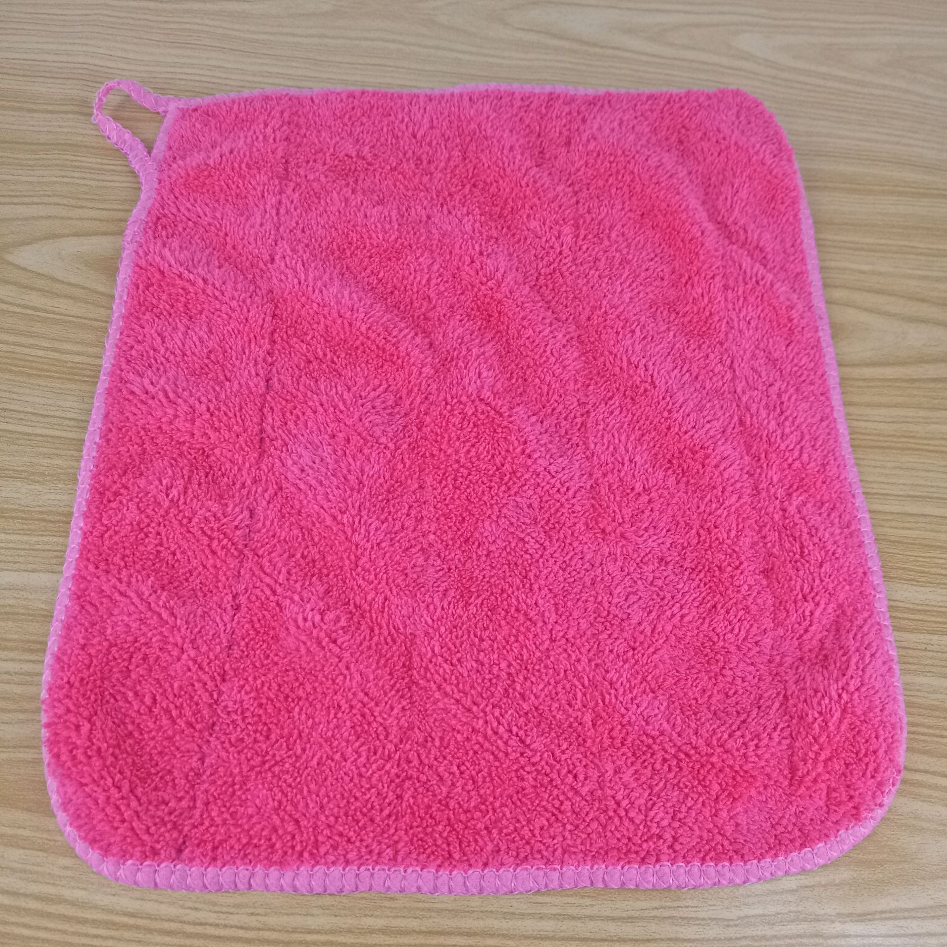 Factory direct supply Double thickened coral fleece towel 25*30 Coral fleece towel Absorbent car wash towel wholesale 2 yuan Specification image