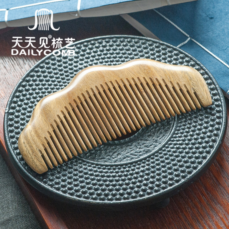 See Every Day Hair Comb Green Sandalwood Comb Sandalwood Comb Small Bag Wood Comb Round Fine Teeth Logo Wood Comb Specification drawing