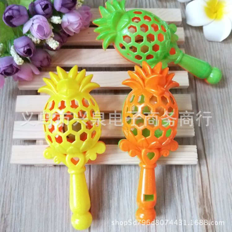 【3-1区】菠萝摇铃12/包 1296/箱 菠萝摇铃 婴幼儿益智玩具 响铃 义乌市一元地摊百货批发