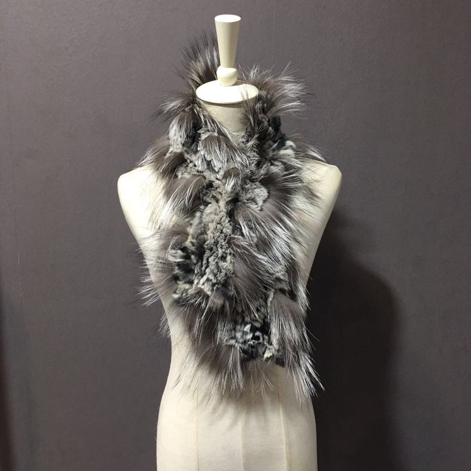 New Winter Bib For Women Winter Korean Version Thickened Fox Fur Woven Warm Scarf Bib Cape Application Scenario
