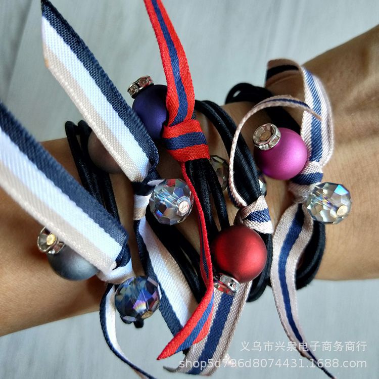 Wholesale of Korean version popular hair accessories such as rubber bands, ribbons, hair ties, colorful beads, skin, and one-yuan accessories at the one-yuan store details Picture