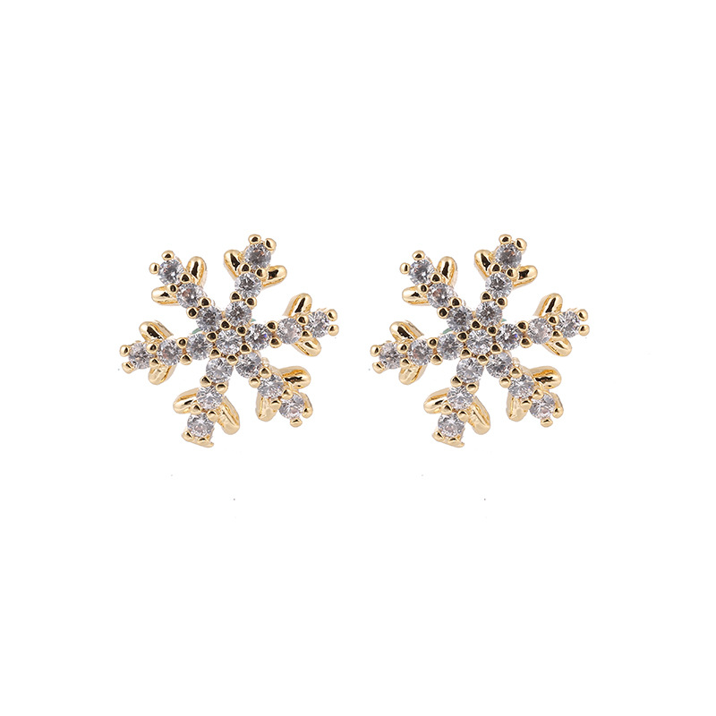 Korean Version Of Fashion Pure Earrings Winter Mini Snowflake Zircon Earrings Female Simple Short Earrings Manufacturers Wholesale Item Picture