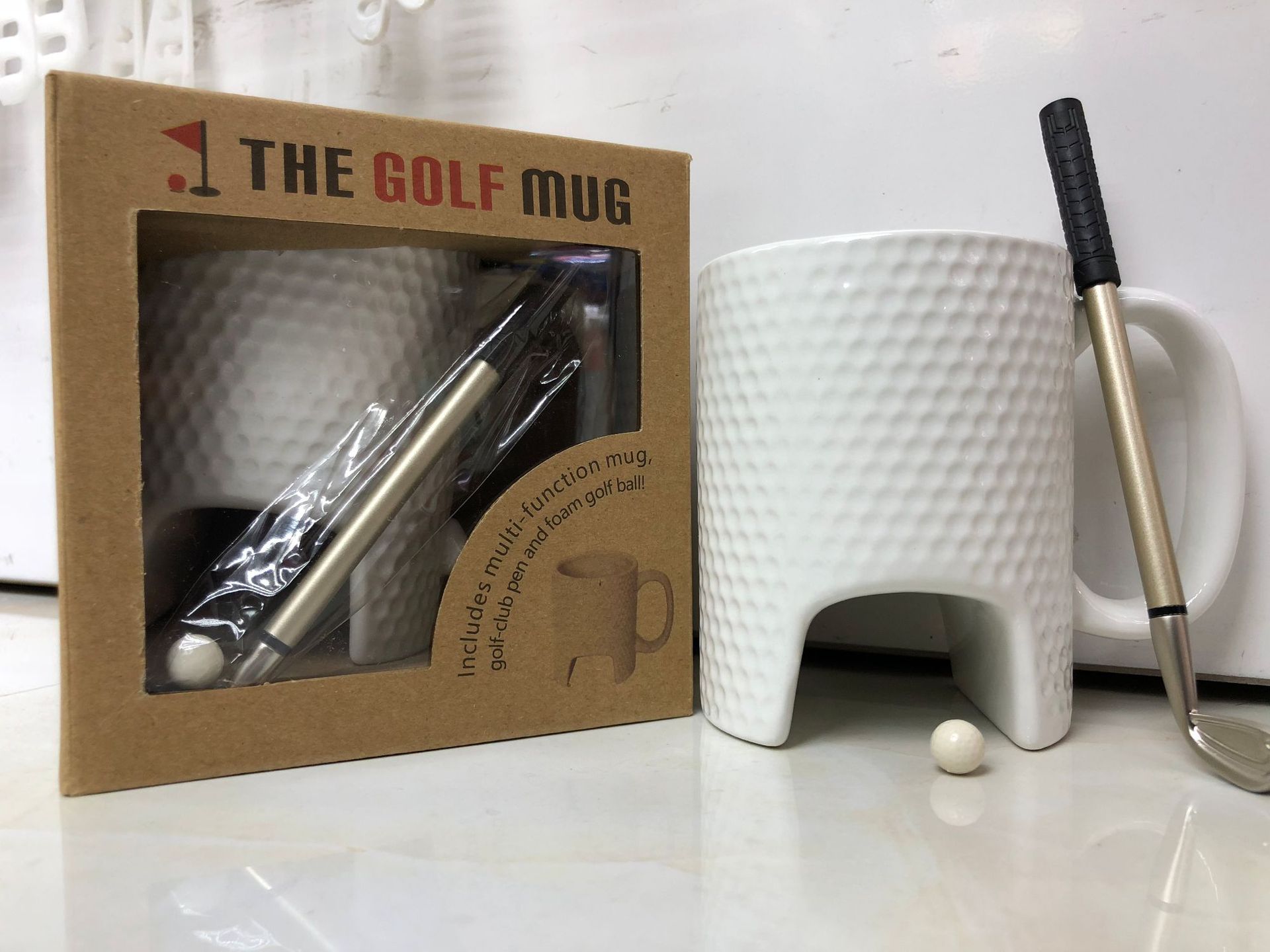 趣味咖啡杯/新奇特高尔夫/白色带笔异形白底实物图