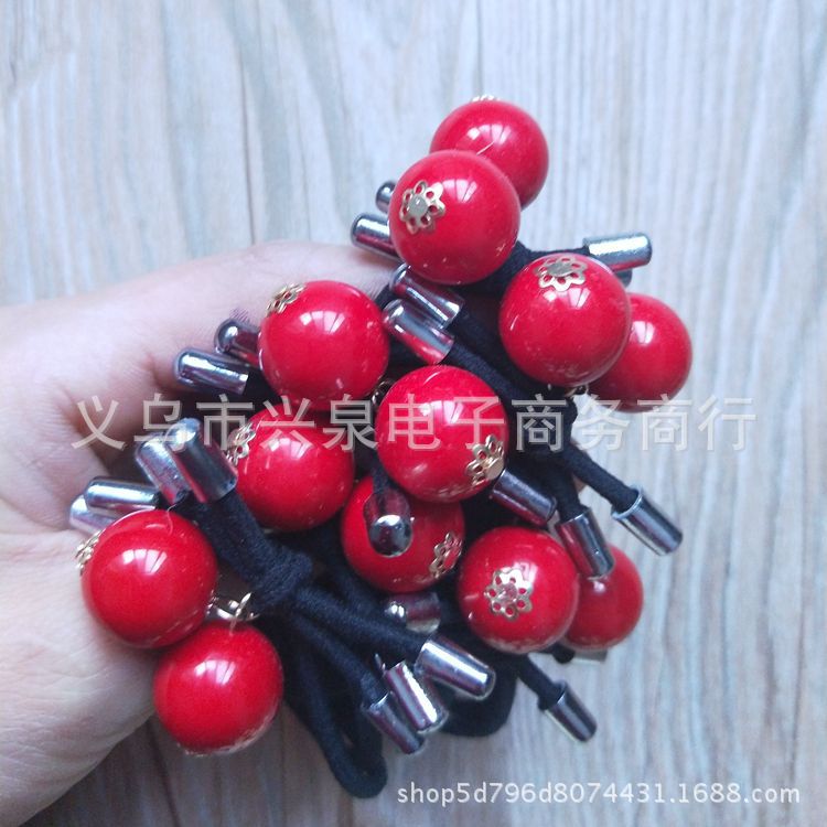 Big red ball rubber band hair tie, double rubber band red pearl hair accessory, 1 yuan, 2 yuan. Wholesale of hair accessories details Picture