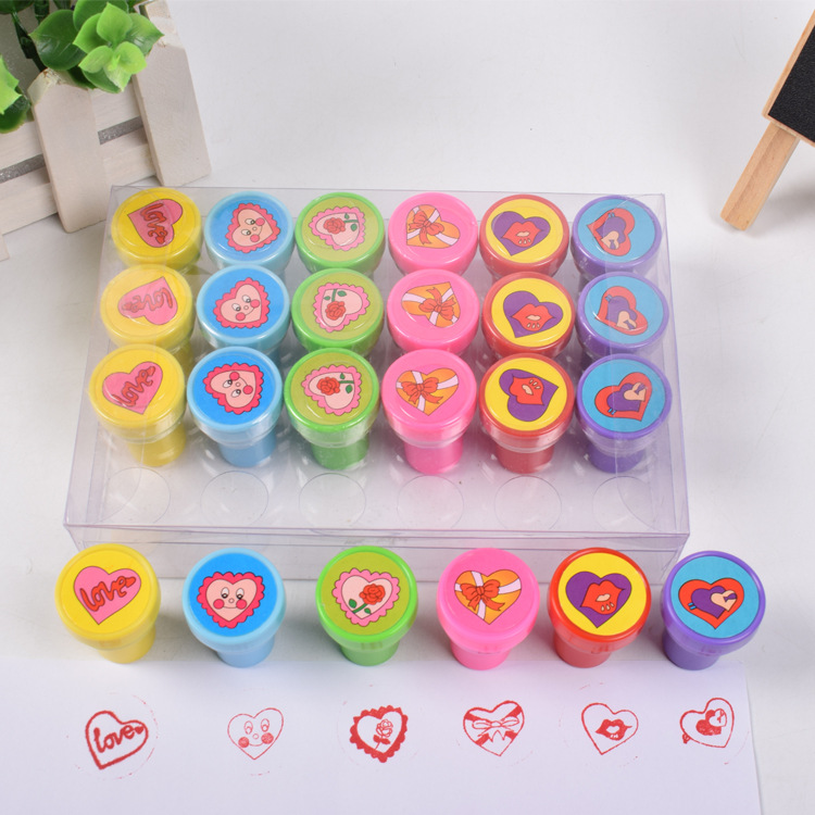 The manufacturer supplies a variety of plastic toy stamps, children's toys and small gift stamps with love awards and evaluations Application Scenario