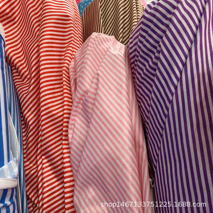 Knitted polyester striped fleece fabric for clothing, toys, home furnishings, headwear, hair accessories, cushions, throw pillows, packaging, short plush fabric