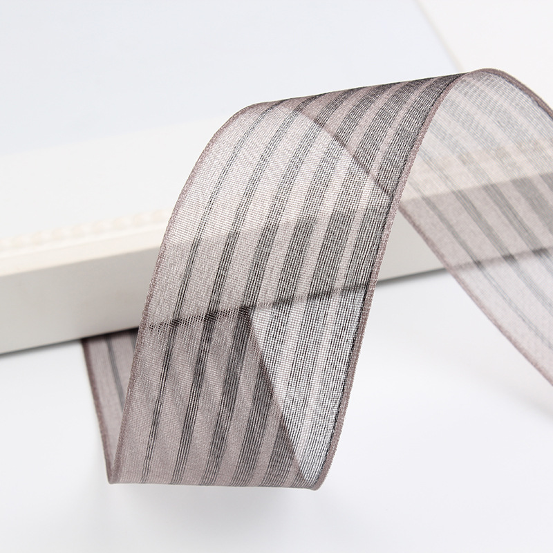 Dingxin Ribbon two-color gradient striped fringed polyester snow yarn ribbon, DIY hair accessory cake bow ribbon Application Scenario