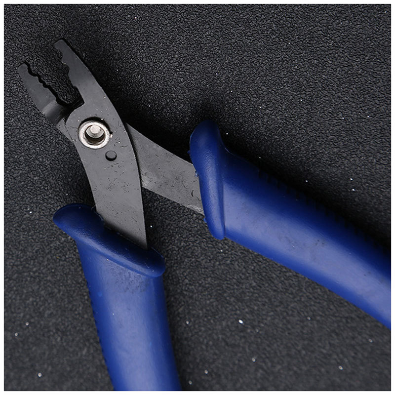 Blue-handled toothed pliers, practical wire clamping pliers wholesale, DIY jewelry accessory tools, hand pliers, mini jewelry pliers Item Picture