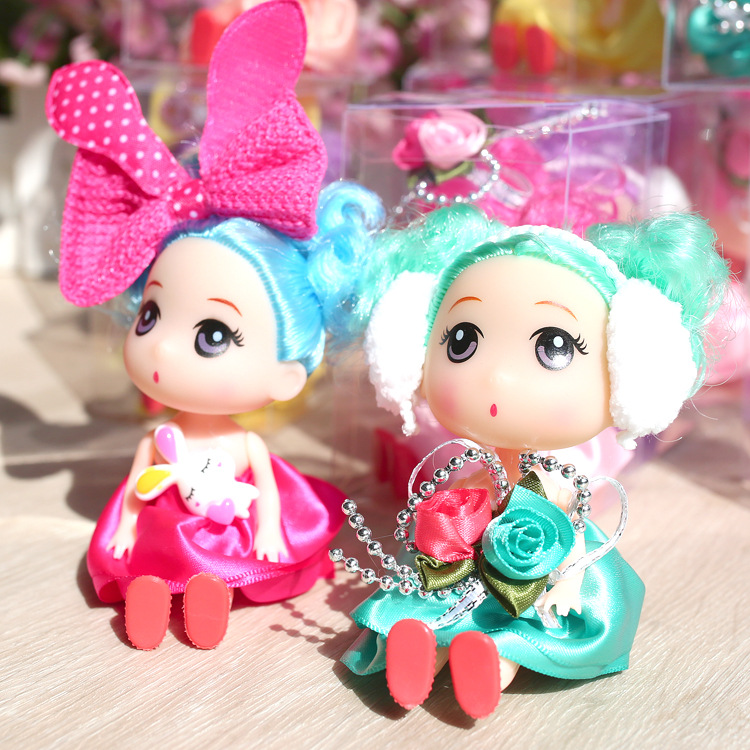 娃娃公仔实物图