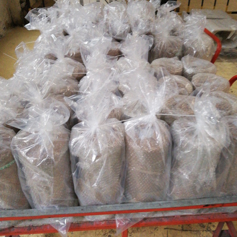 Large-sized packaging plastic bags, extra-large-sized cartons, inner and outer waterproof and dust-proof transparent plastic pe bags in stock Specification image