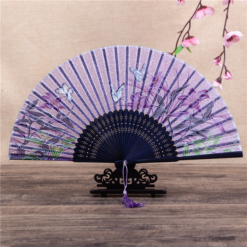 Chinese Style Gifts True Silk Bamboo Fan Japanese And Fan Lily Series Folding Fans Wholesale Dance Props Fans