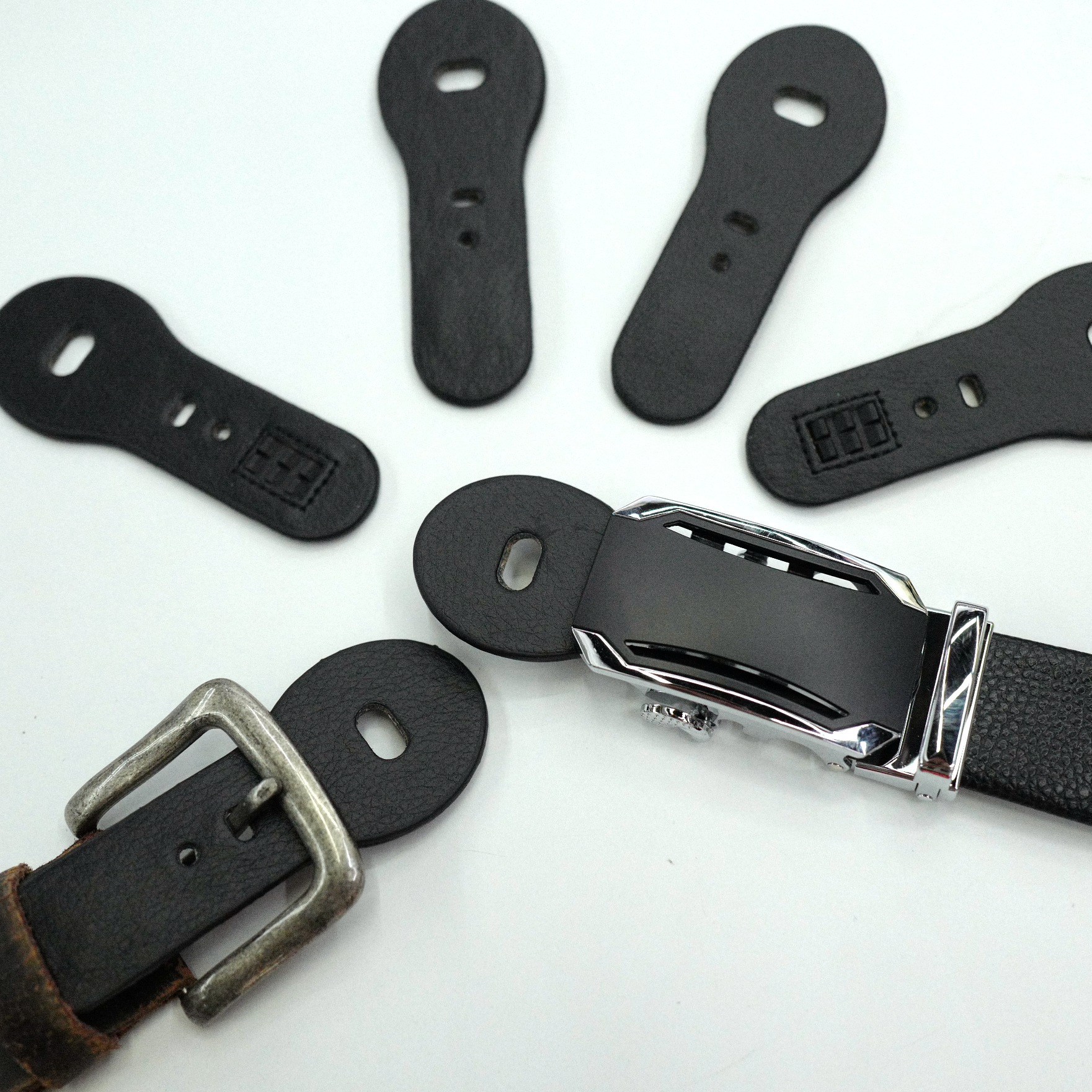 Belt Hook Belt Hanger Belt Display Items Belt Hook Belt Hanger Belt Hanger Leather Strap Leather Strap Application Scenario