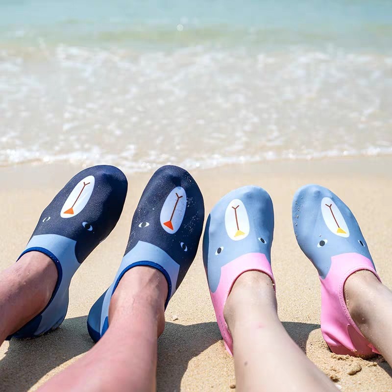 沙滩男女袜鞋/户外运动鞋/沙滩袜产品图