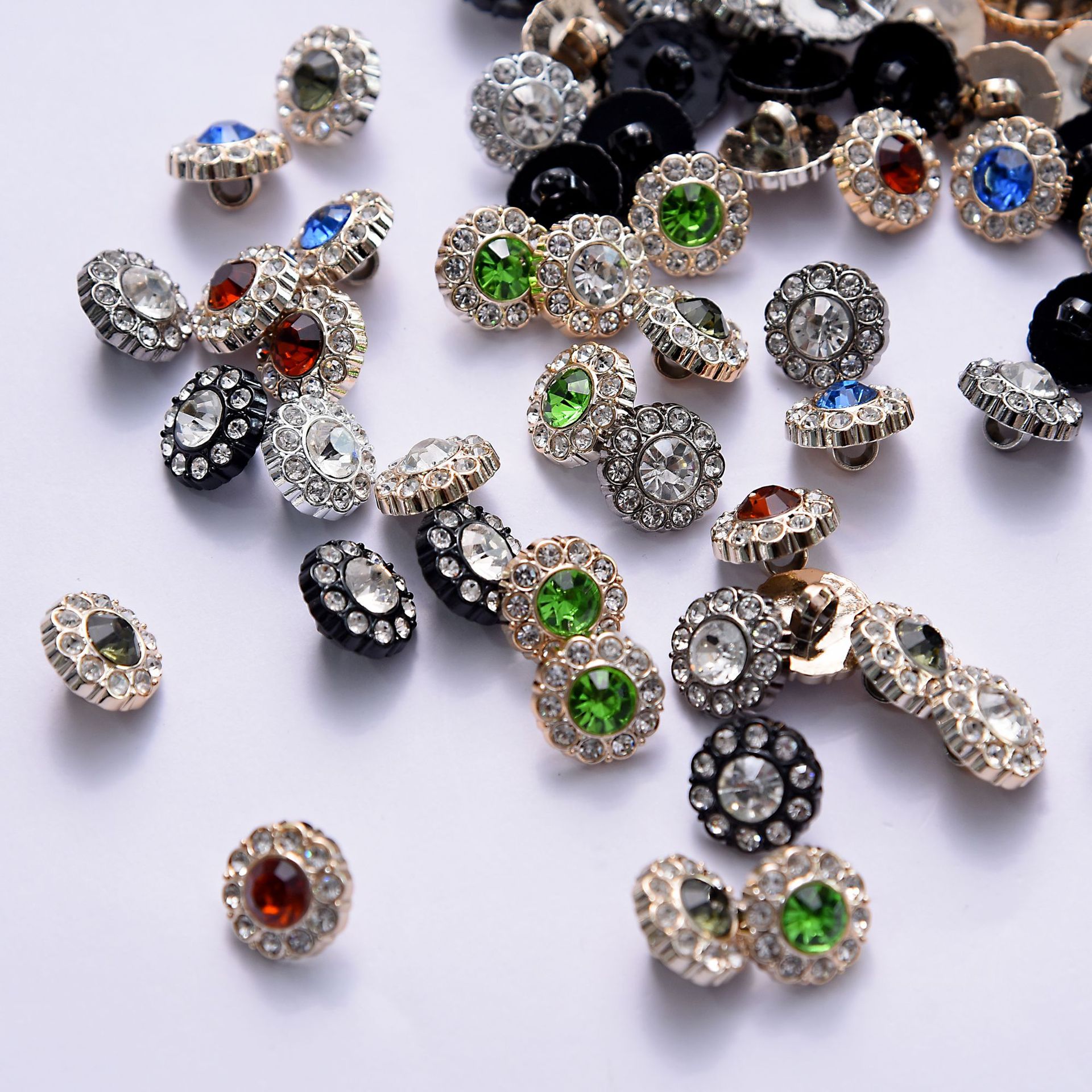 Wholesale alloy metal buttons for suits, denim with glass and diamonds, and metal buttons for clothing details Picture