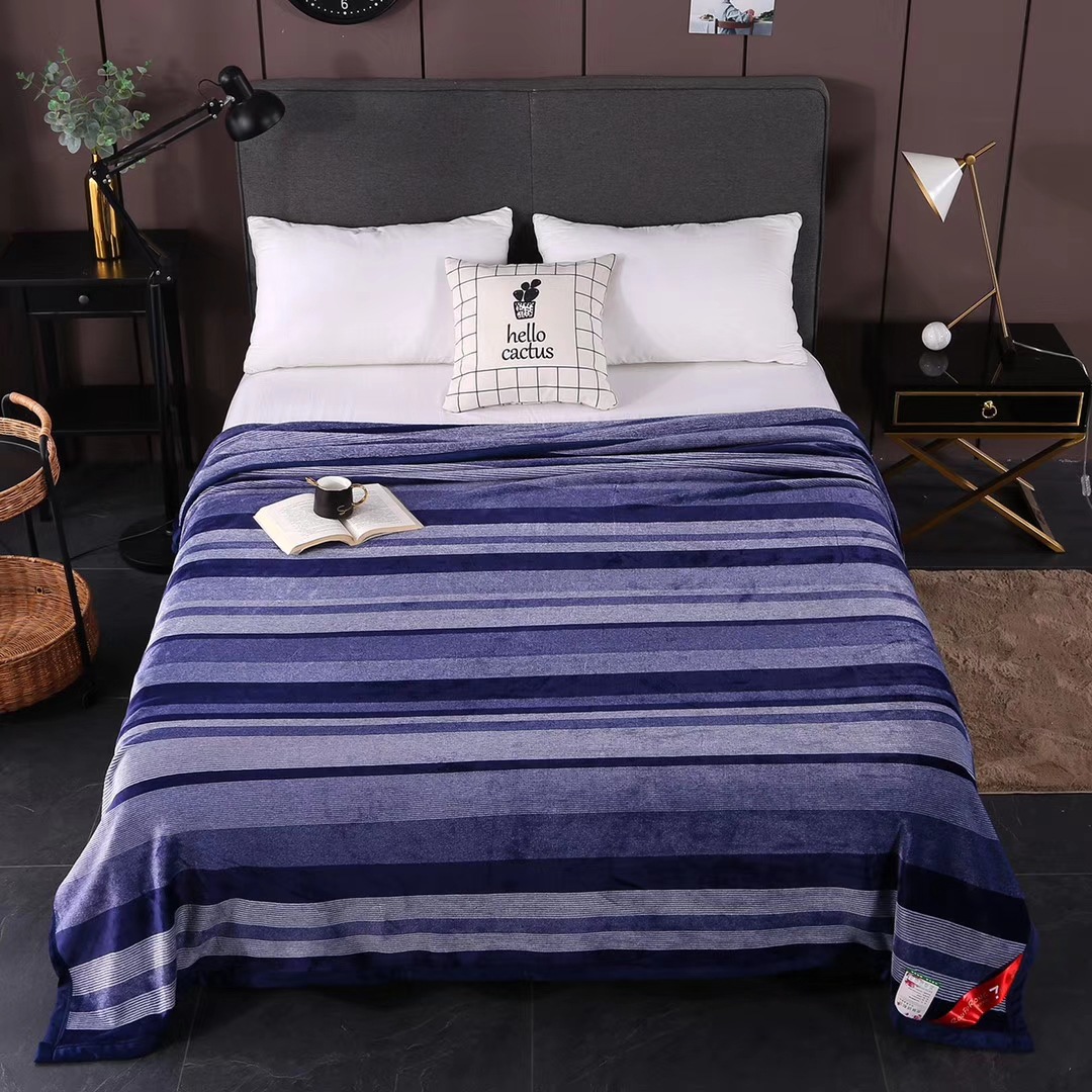 Spot Yarn-Dyed Thickened Flannel Blanket Autumn/Winter Striped Air Conditioning Blanket Soft Velvet Blanket Nap Blanket Wholesale details Picture