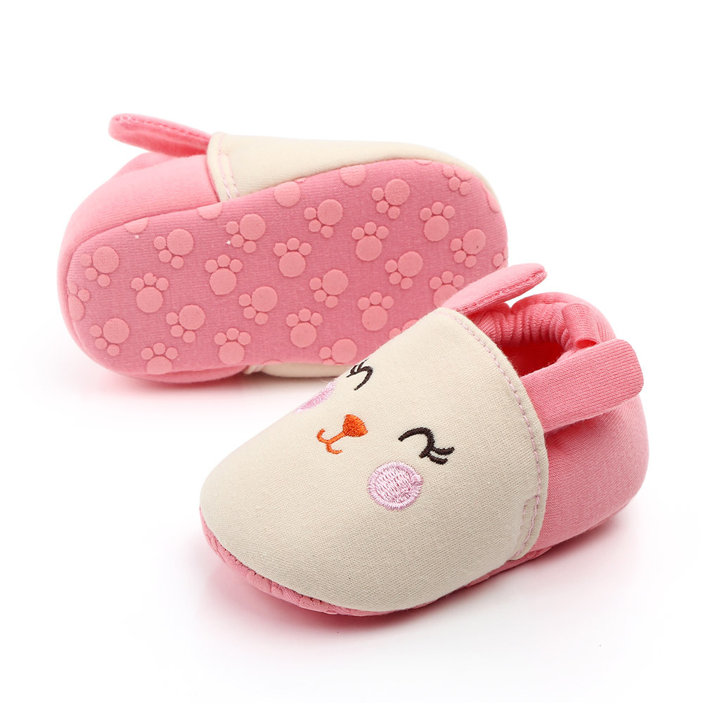 New baby walking shoes, soft-soled anti-slip spring and autumn walking shoes that won't fall off, 0-1 year old wholesale 2225 Application Scenario