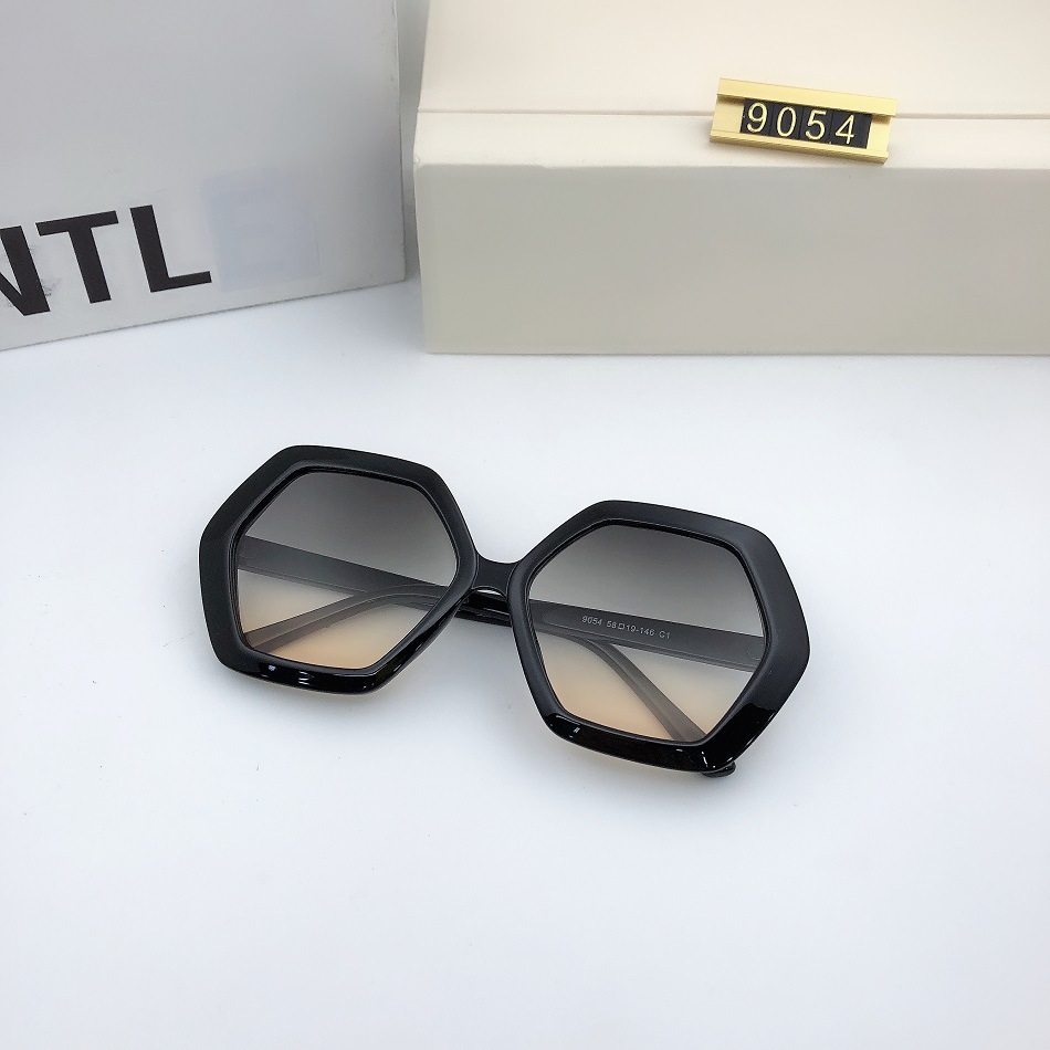 New fashionable large-framed sunglasses, polygonal PC frame, personalized women's sunglasses, best-selling cross-border glasses from Europe and America 9054 Specification image
