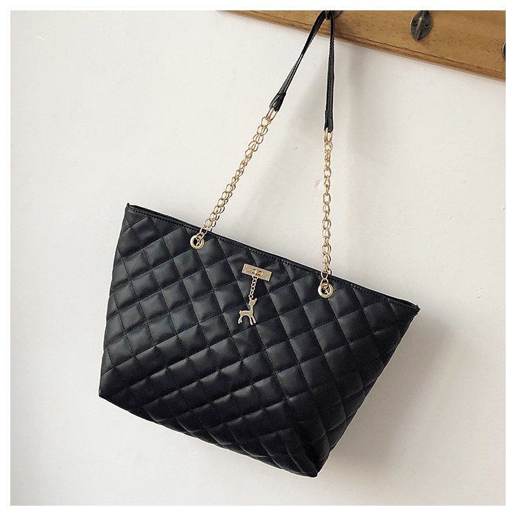 Otoño-invierno nuevo bolso de gran capacidad versión coreana moda linger bolsa de cadena ciervo de un hombro bolso de mujer en stock details Picture