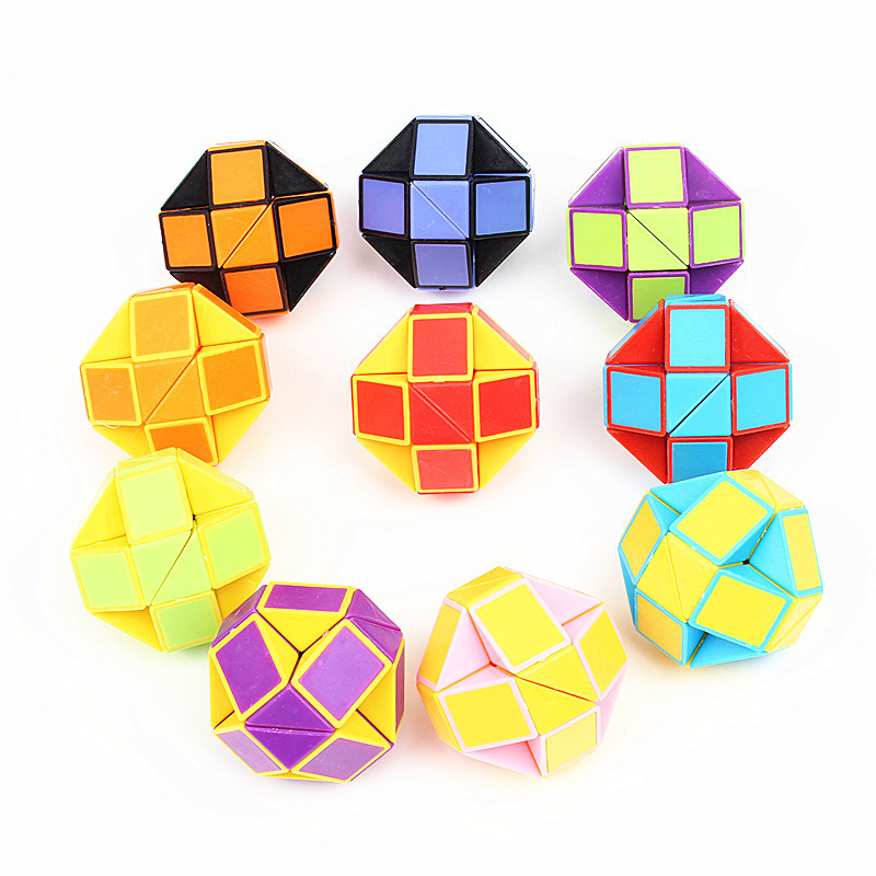 Children's educational toy Rubik's Cube, intelligence versatile magic ruler toy manufacturer, 24-segment versatile magic ruler wholesale Item Picture