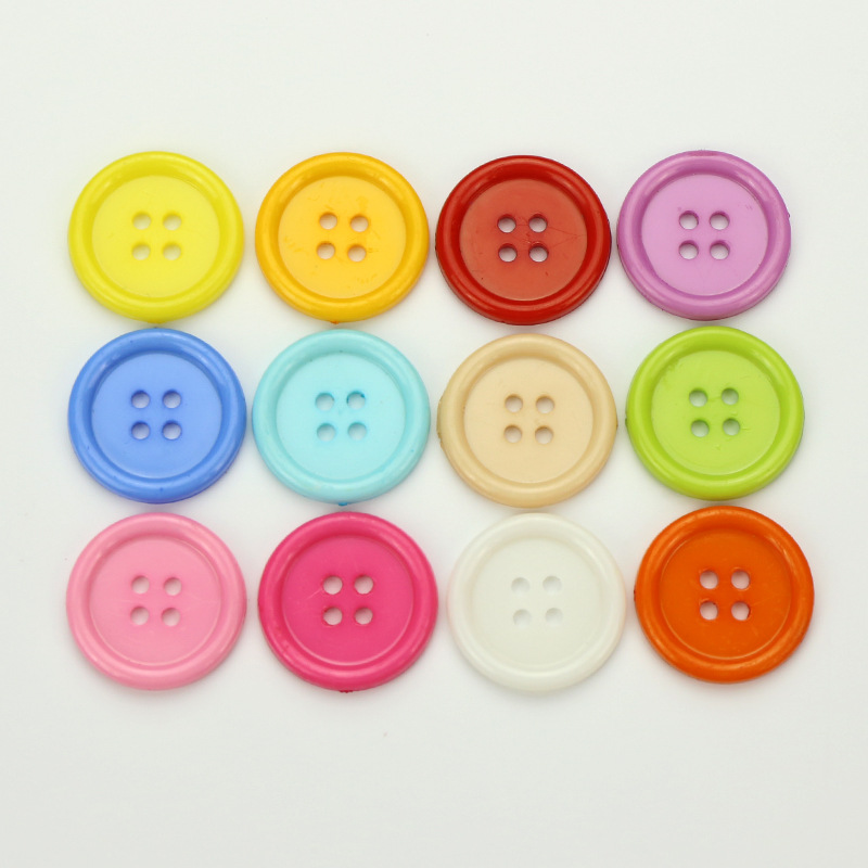 Work clothes, children's clothing, uniforms, buttons, colorful plastic four-eye fine-edge buttons, children's diy buttons, button paintings details Picture