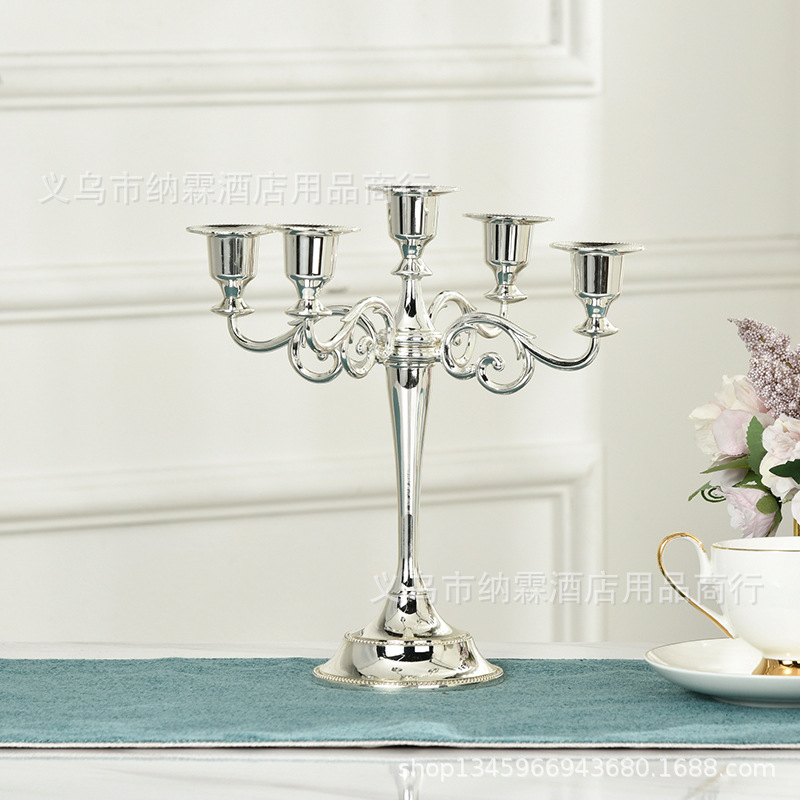Three Head Alloy Silver Plated Candle Stand Drop White Glue European Candle Stand Wedding Hotel Supplies Ktv Home Decoration Application Scenario