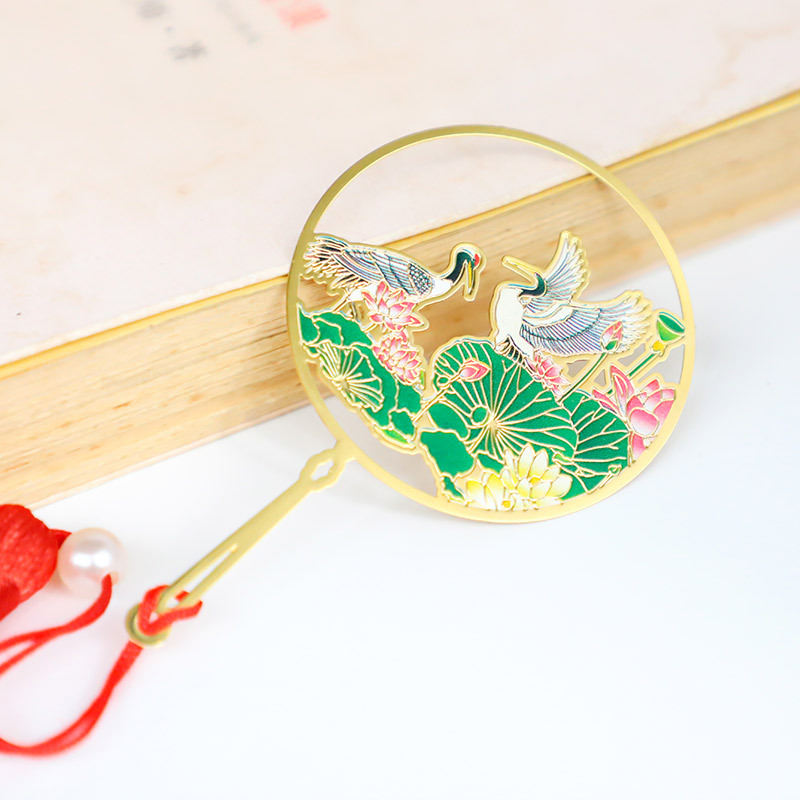 Chinese Style Metal Bookmark Small Clear Color Print Group Fan Hollow Brass Craft Gift Gift Bookmark For Foreigners Specification drawing