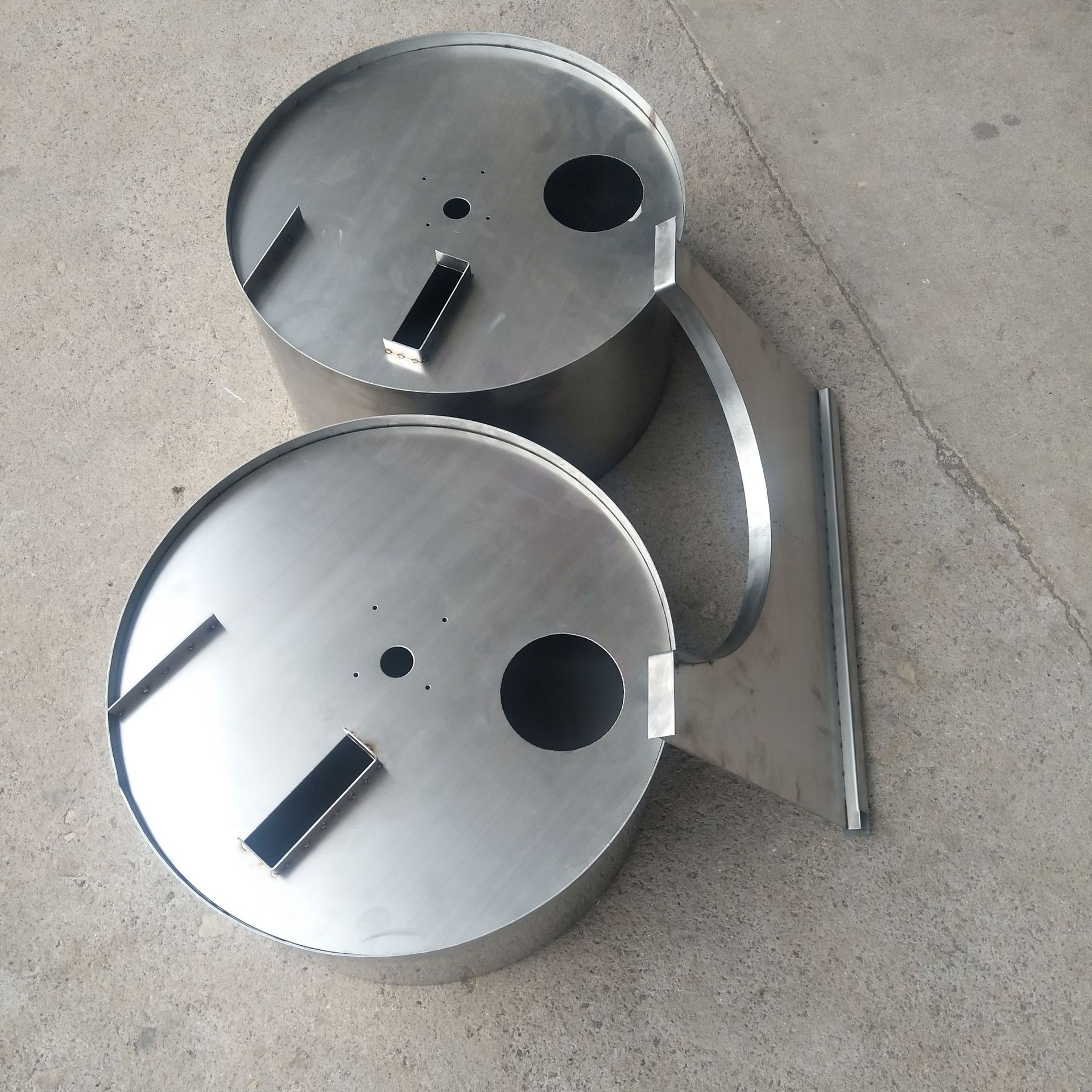 Laser cutting processing of stainless steel cabinet and chassis for precision mechanical equipment shells in sheet metal processing