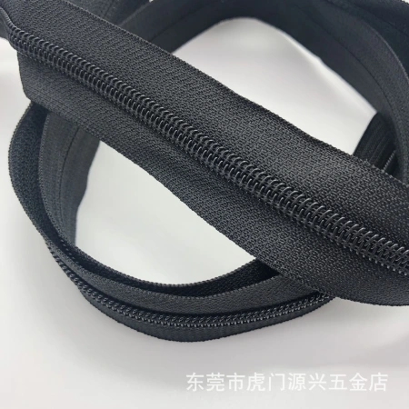 Nylon zipper No. 5 Y-patterned original yarn, black nylon size, bag, quilt cover, sofa, toy, clothing zipper Nylon zipper No. 5 Y-patterned original yarn, black nylon size, bag, quilt cover, sofa, toy, clothing zipper