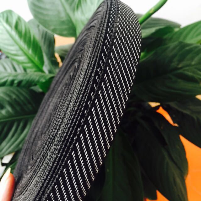 Factory direct supply of 3cm black and white twill multi-color mixed color edge-wrapped plain weave webbing foot pads, electric bike protective pads and pressed webbing pic 3