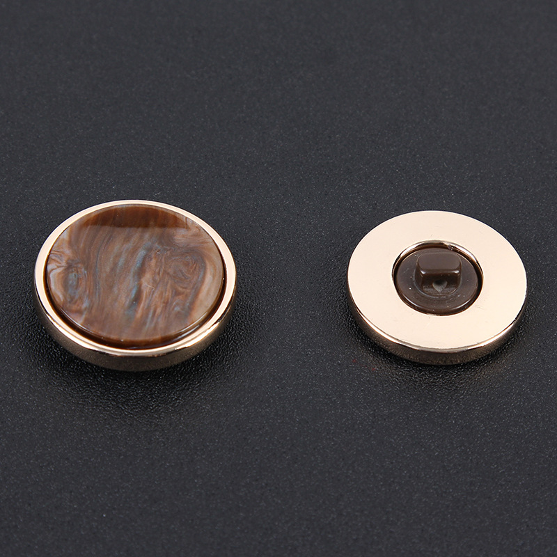 Supply High-Grade Metal-Bound Marbled Vinegar Button Suit Coat Coat Button Highheel Hand Stitched Button Application Scenario