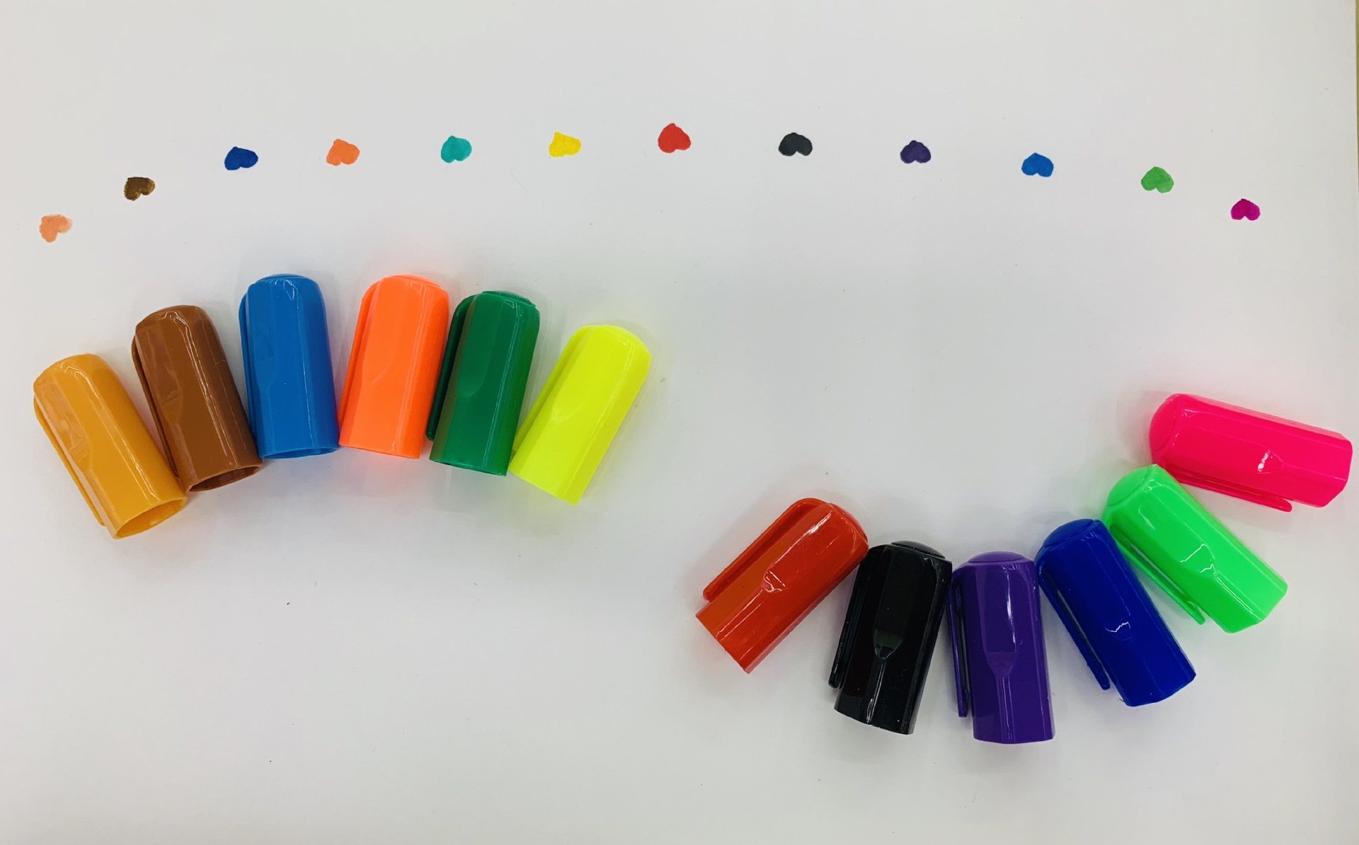 Manufacturers Wholesale Color Waterborne Marker 12 Color Tape Hook Writing Easy To Erase Marker Stationery Wholesale Factory Item Picture