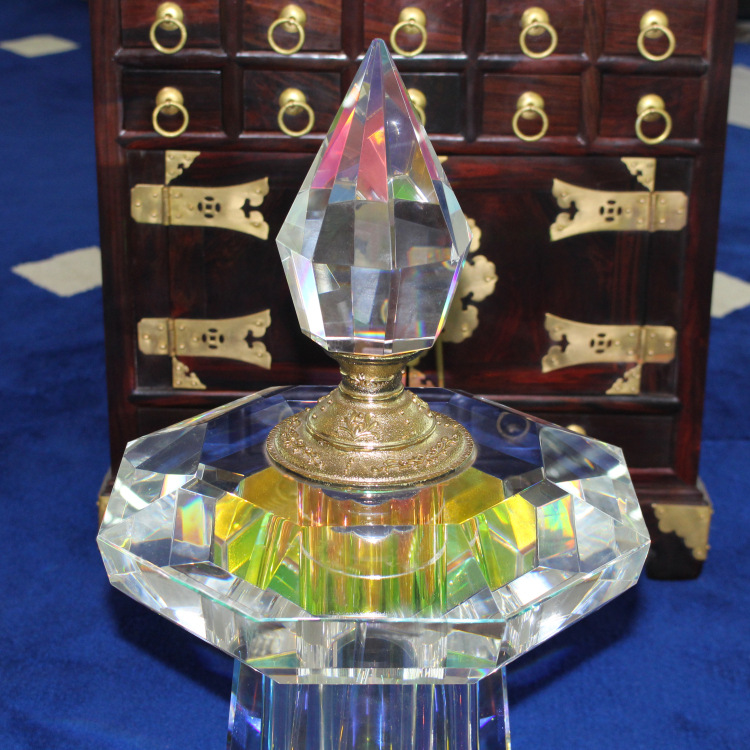 Manufacturers Pure Hand-Made Crystal 1200Ml Perfume Bottle Crystal Glass Perfume Bottle Crystal Crafts Decoration details Picture