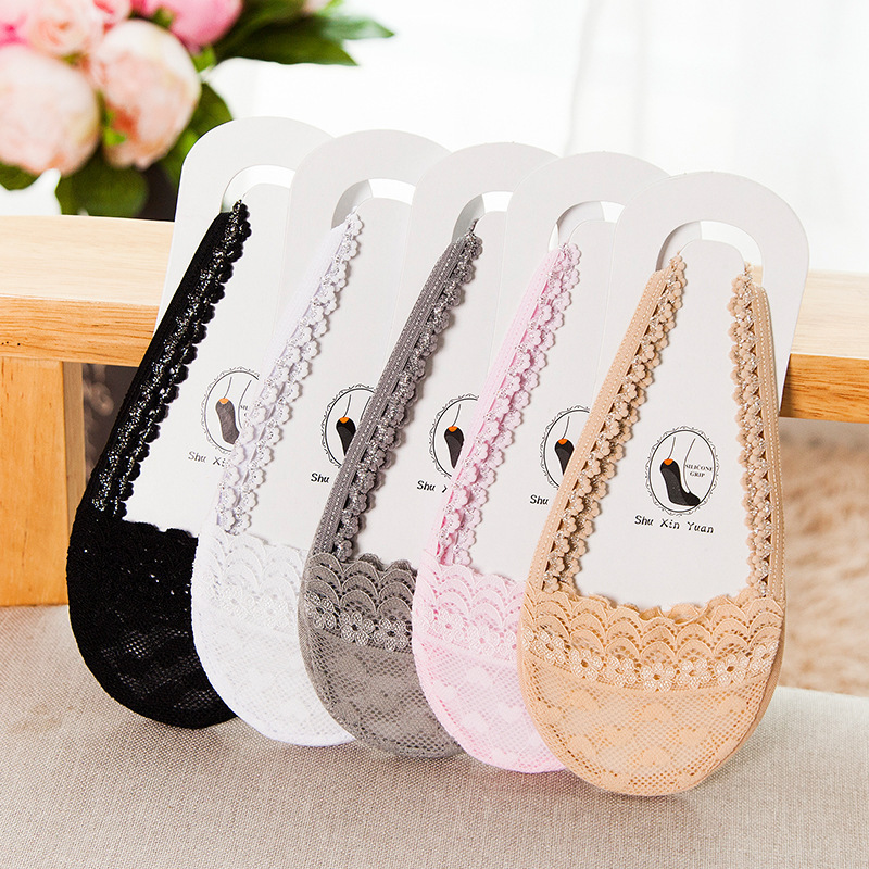 Wholesale of new summer ultra-thin lace halter invisible low-top shallow-mouth cotton short socks for women