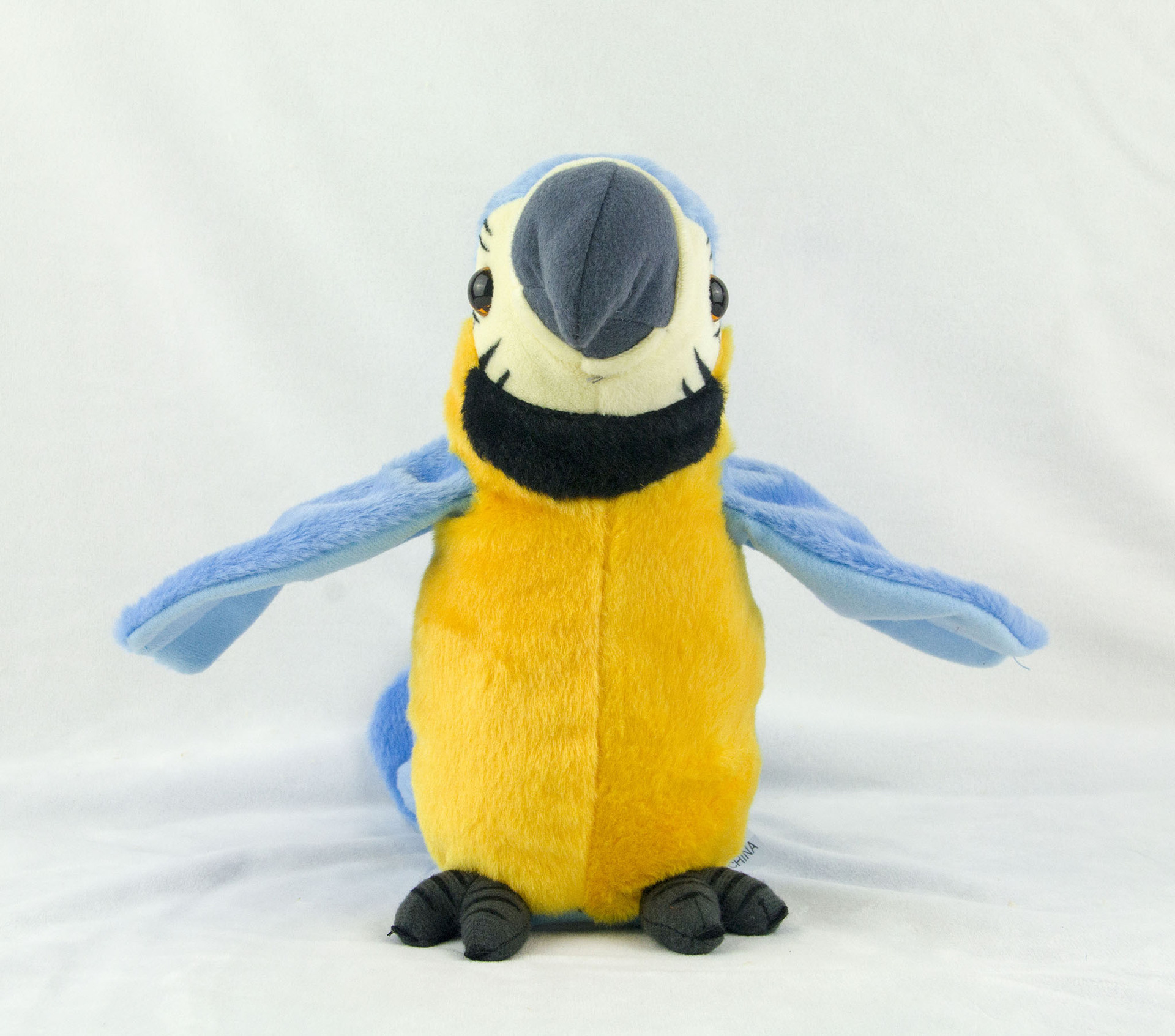 The new cross-border electric plush toy parrot can learn to speak by electric recording. The parrot twists and flaps its wings to play Specification drawing