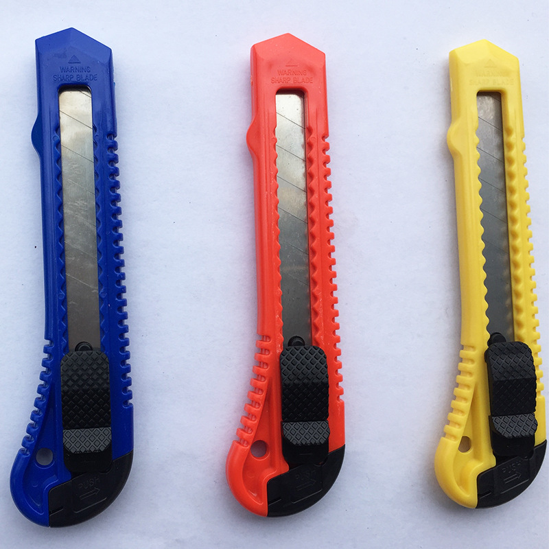 Multi-color and multi-functional utility knife, sharp large office cutting tool knife, plastic utility knife, small size available upon request Specification image