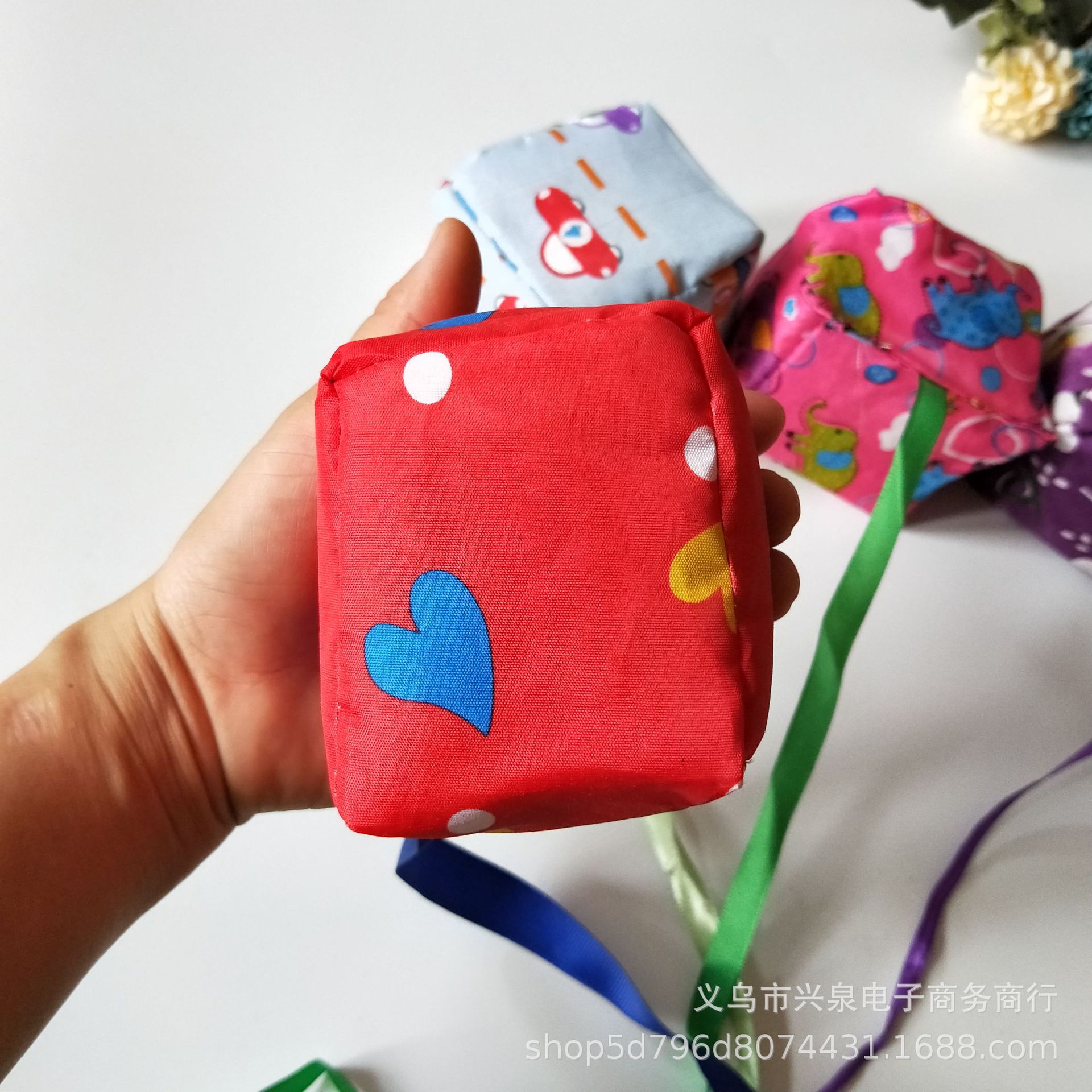 1-yuan store sandbags, children's toys, sandbags, traditional toys, sandbags with ropes, 1-yuan toy wholesale Specification image