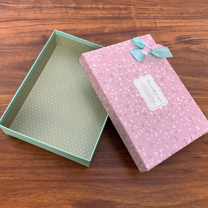 新品 时尚套三礼盒简单大方十字蝴蝶结礼品盒 送礼包装纸盒图