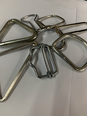 Suministro directo hebilla triángulo de acero inoxidable hebilla cuadrada de metal muchos estilos de tamaño hebilla D accesorios de equipaje al por mayor Application Scenario