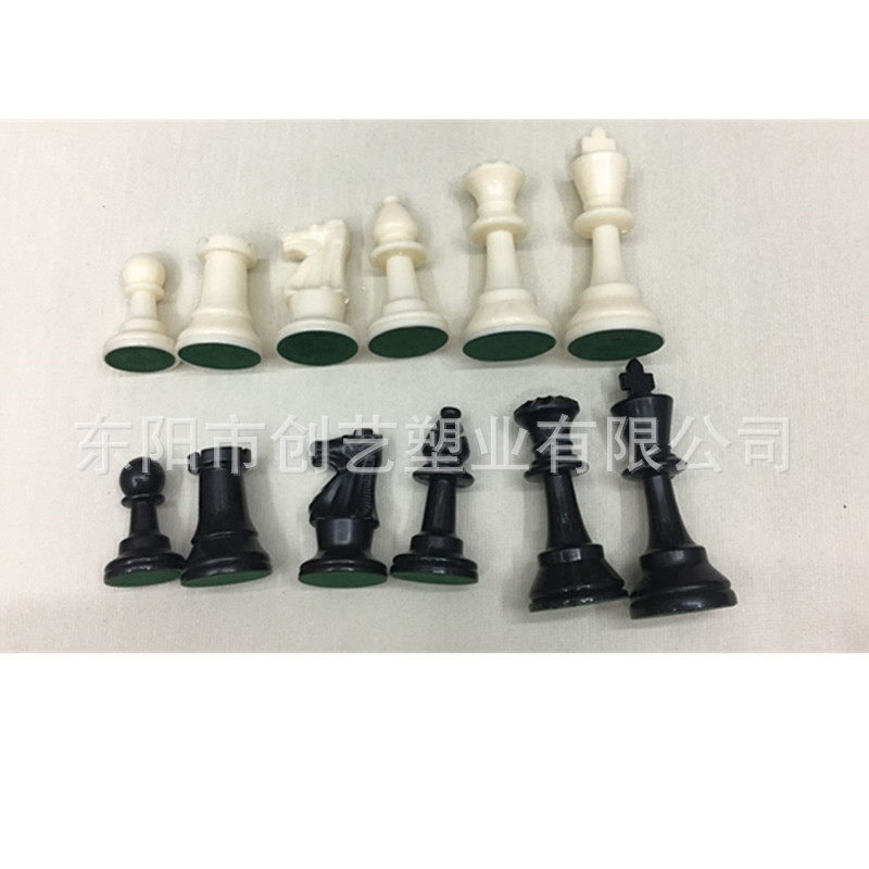 Manufacturers Direct Plastic Chess Pieces Flannelette King Height 95Mm Without Chessboard Application Scenario