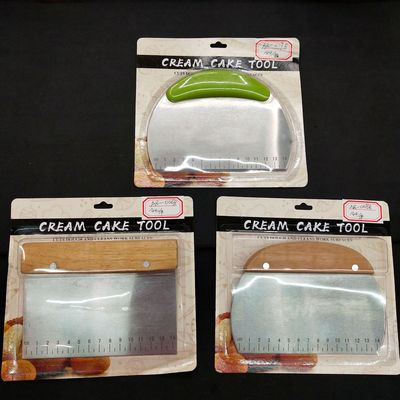 厂家直销 不锈钢半月披萨轮刀 烘焙工具披萨切刀 创意芝士切刀