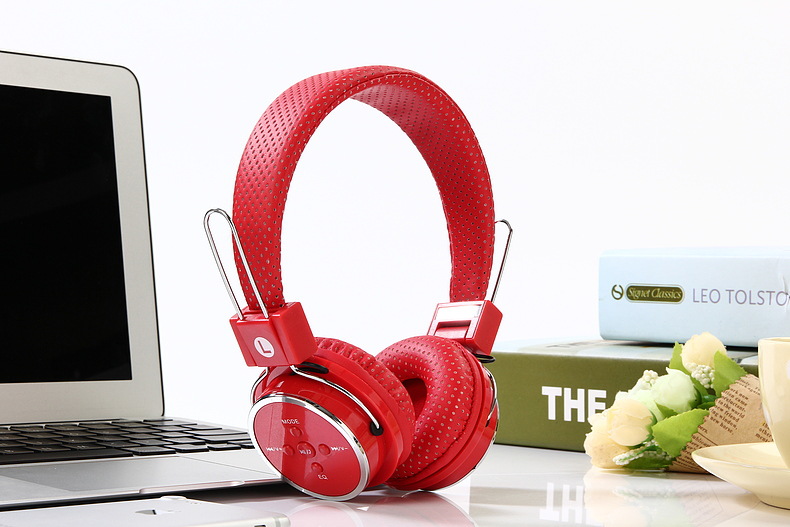 Cross-border over-ear Bluetooth headphones ST5/B05 Sports Bluetooth headphones Wireless mobile phone call Bluetooth headphones factory
